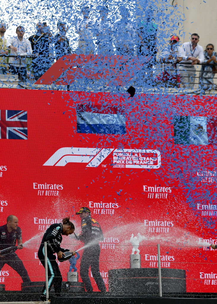 evenement sportif scenographe fx grand prix formule 1 confettis